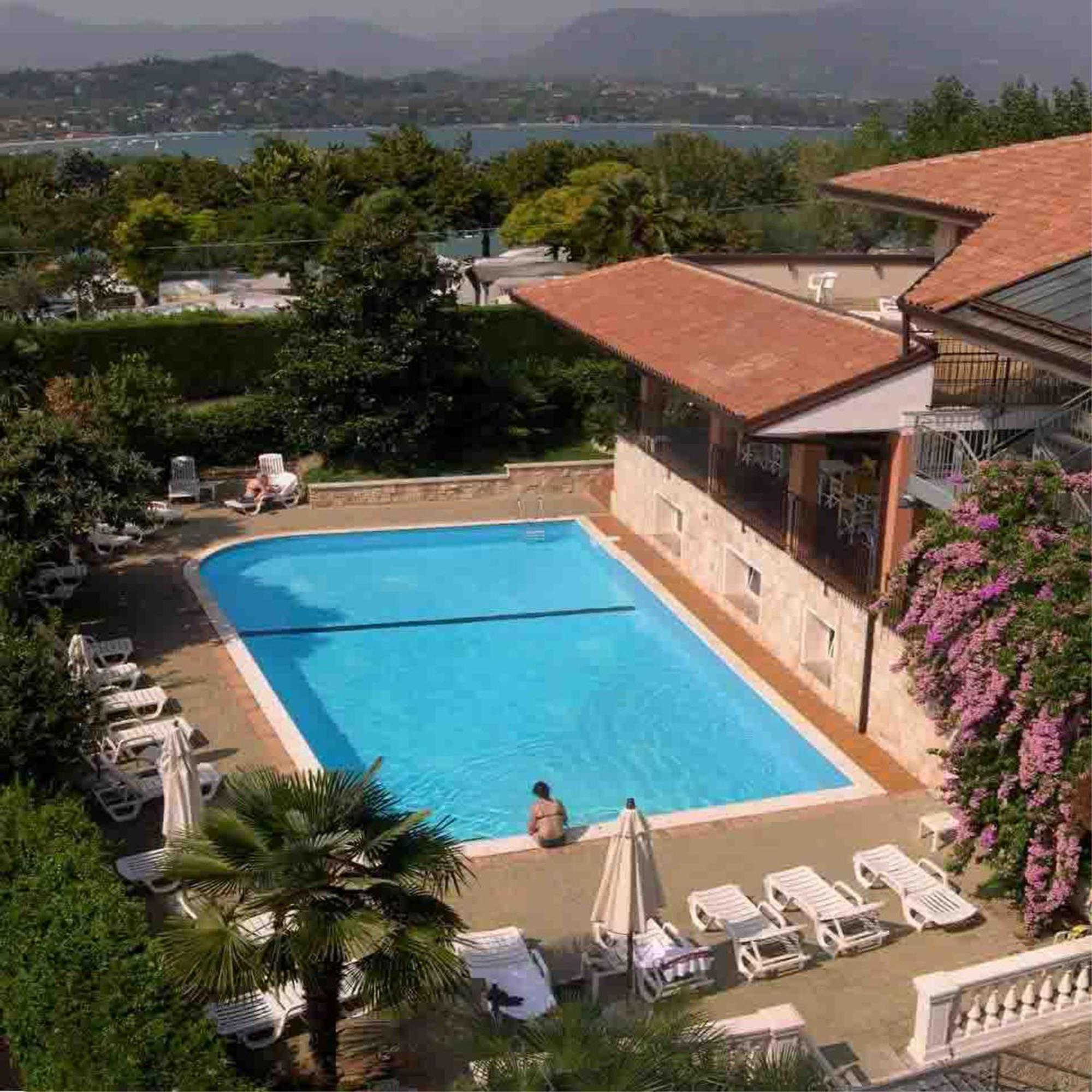 Residence Miralago Rooms & Apartments Manerba del Garda Ngoại thất bức ảnh
