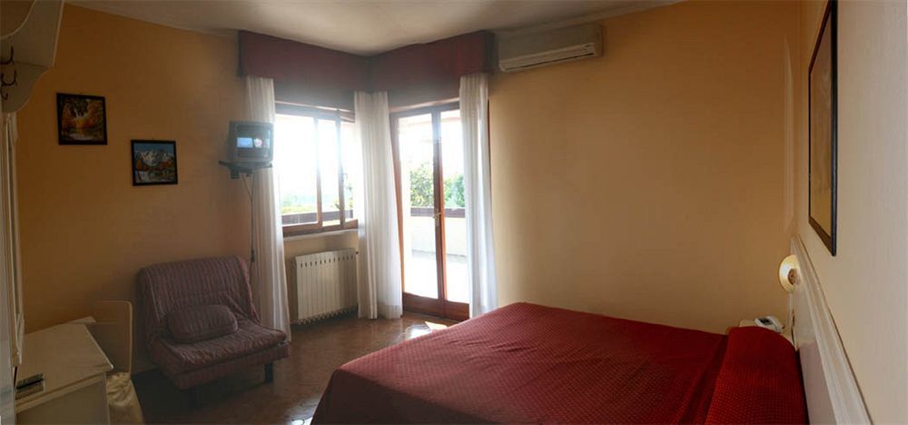 Residence Miralago Rooms & Apartments Manerba del Garda Ngoại thất bức ảnh