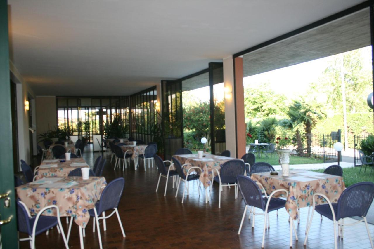 Residence Miralago Rooms & Apartments Manerba del Garda Phòng bức ảnh
